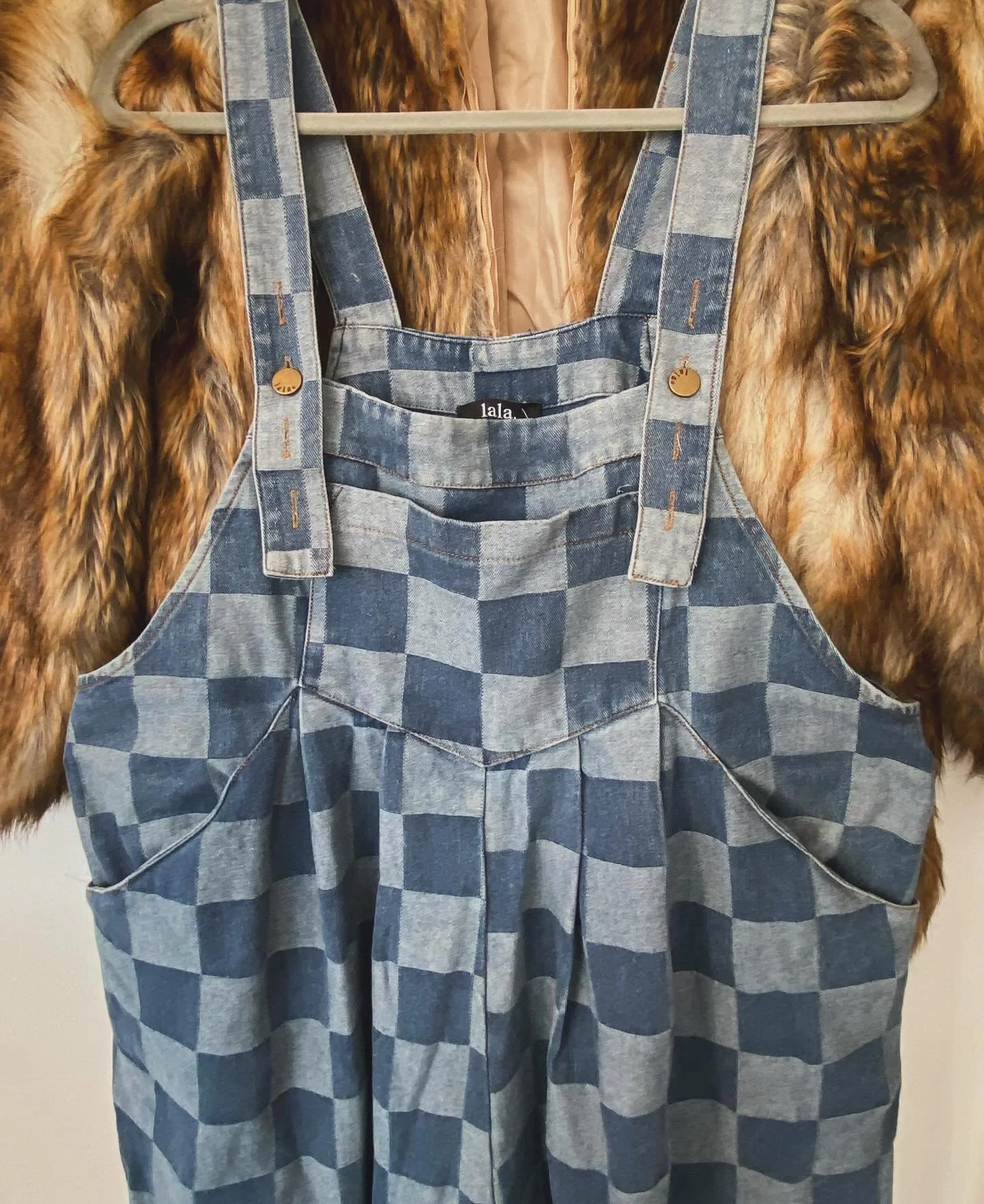 ✨Love seeing brands like @dressedinlala come in! These Lala Big Feelings Oversized denim overalls are the perfect gift to yourself! Currently they are sold out on their site, retailing for $172.  Our Artemis price is just $95!👀 Tagged their size XL,