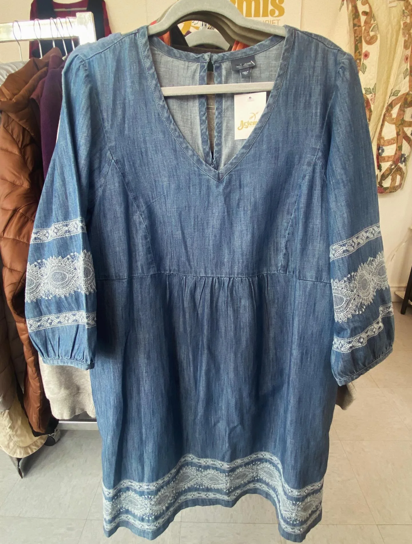 So many choices are waiting for you! Come shop our amazing inventory😍 We&rsquo;re open Sat &amp; Sun 11-3❤️
.
.
.
#artemisplussize #plussizeshop #plussizestyles #mainesmallbusiness