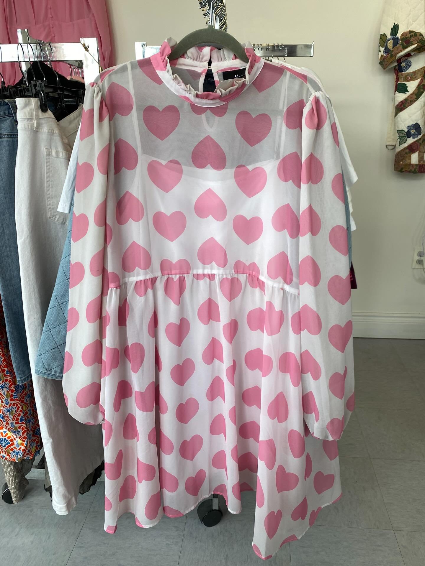 ✨So many cute new spring pieces are here! Stop by we&rsquo;re open Sat &amp; Sun 11-3✨
#artemisplussize #plussizethrift #cuteplussizeclothes