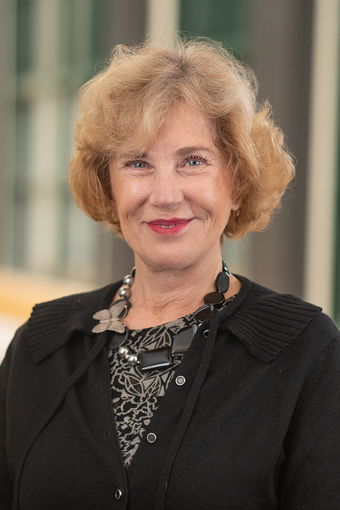 Ambassador Elena Poptodorova