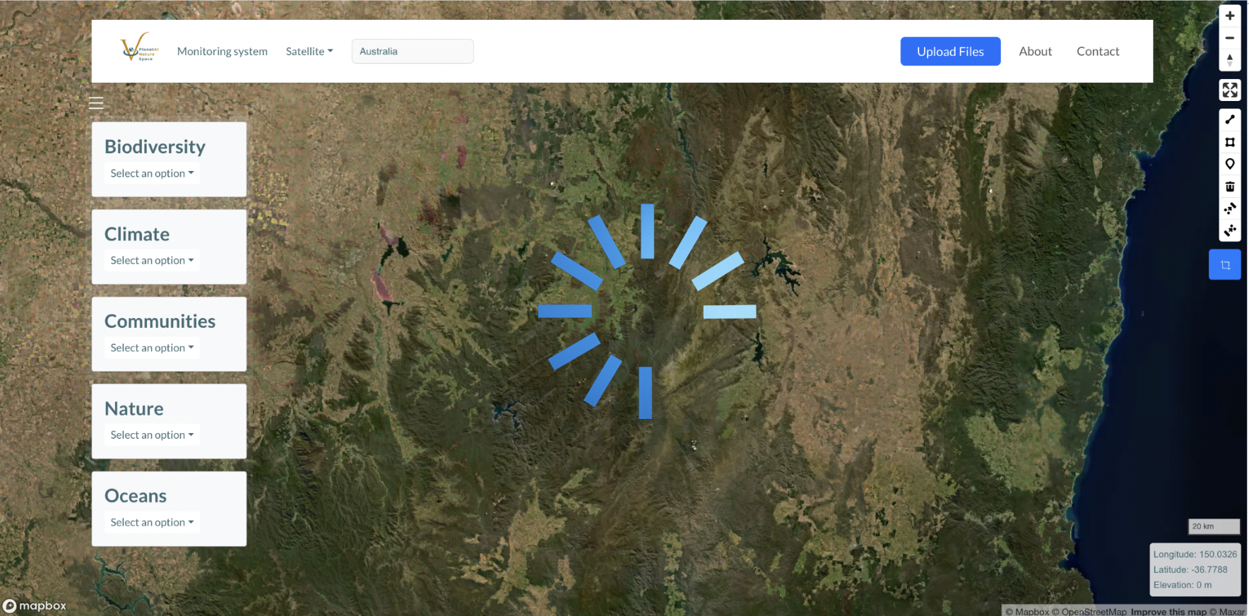 Captura de pantalla del sistema de monitoreo de biodiversidad, clima, comunidades, naturaleza y océanos en un mapa de Australia, con una barra de progreso en el centro y un diseño de interfaz de usuario que incluye botones y filtros en el lado izquierdo y derecho.