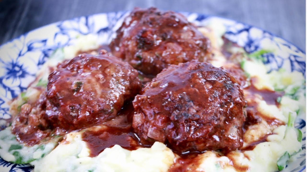 Braised Meatballs in Red Wine Sauce