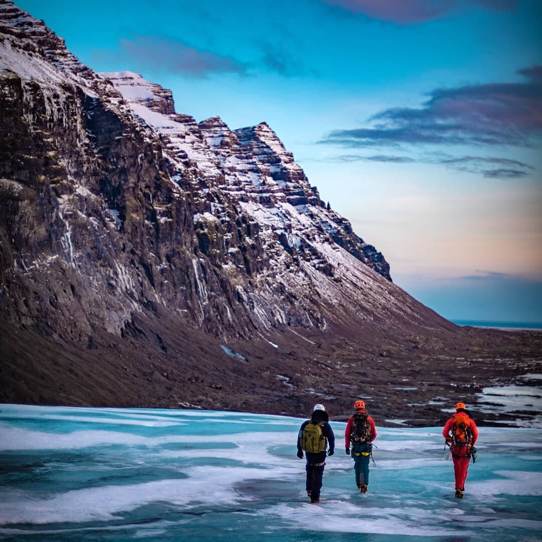 Glacial Expeditions in Iceland back when travel was permitted!
.
.
.
.
.
.
.
.
.
#iceland #glacier #iceclimbing #hiking #adventure #getoutstayout #winter #mountains #sunset #landscape #adventuregear #adventurephotography