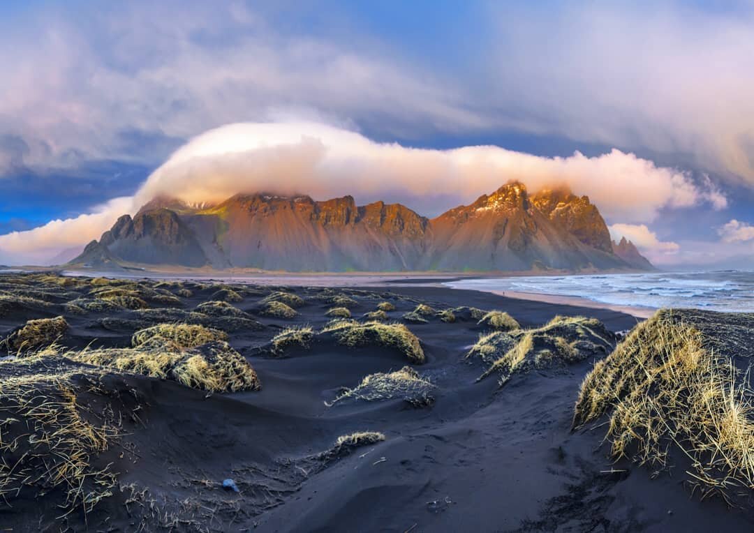 Always in awe of you, world.
#earthday2020 .
.
.
.
.
.
.
.
#earthday #mountains #beach #clouds #sunsetphotography #travel #adventure #landscapephotography #iceland #blue #windy #adventure #roadtrip #fun