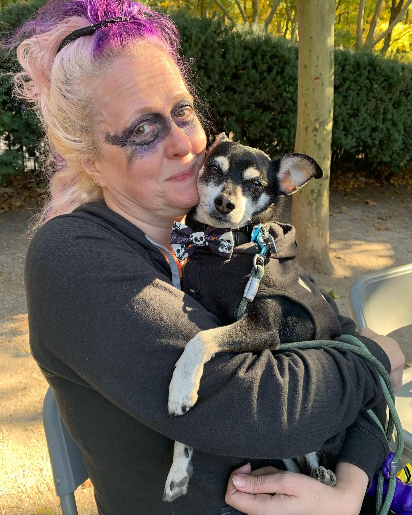 Just a few moments from a frenetic day of judging some terrific ideas embodied by people and their dogs today in @riversideparknyc. Great MC @rachael_burke kept the wild and wiley packs in order. There was judge @notorious_4_ever with Biggie, two ama