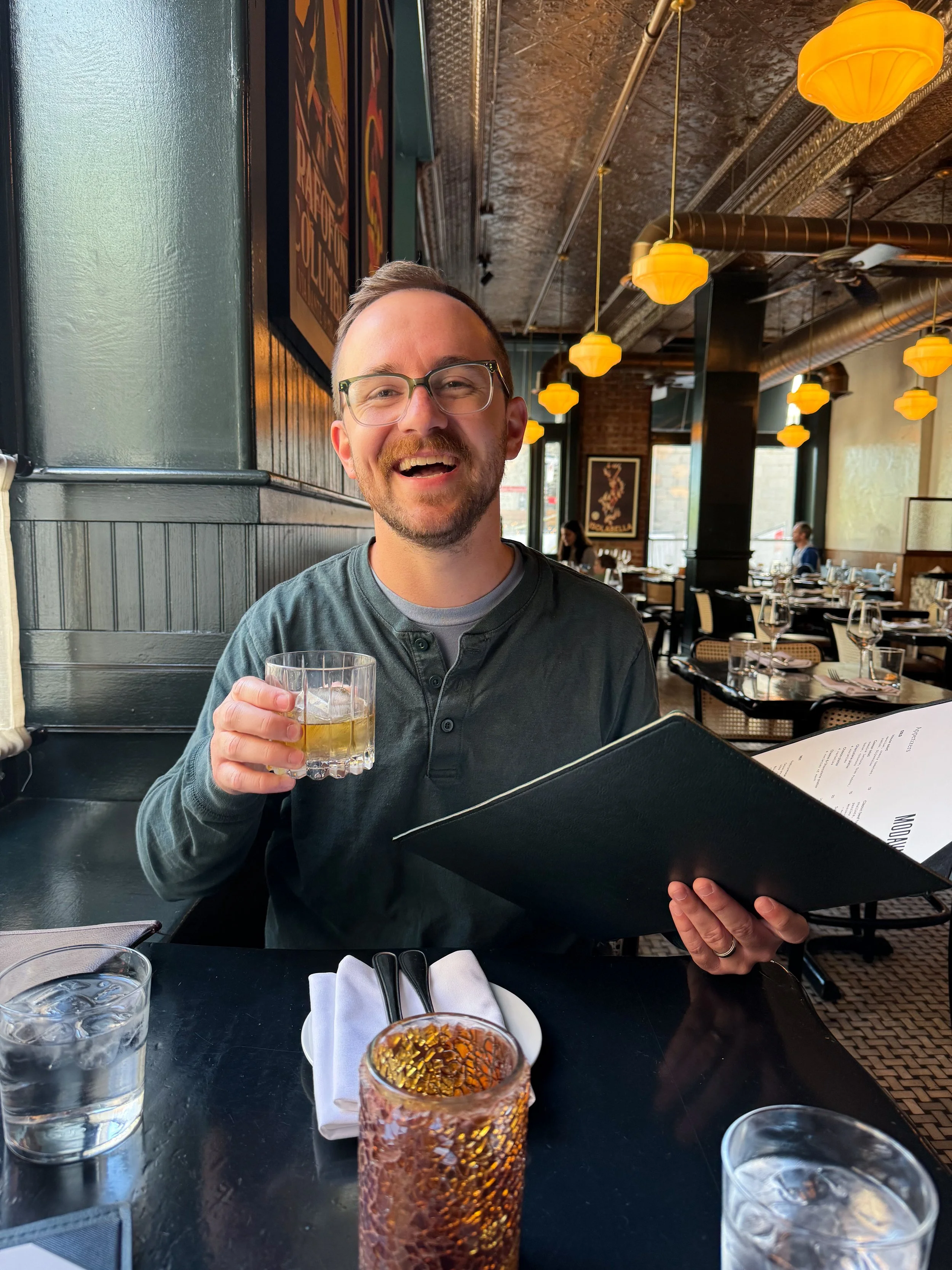 Oui Oui Mon Ami, Welcome to Montreal!