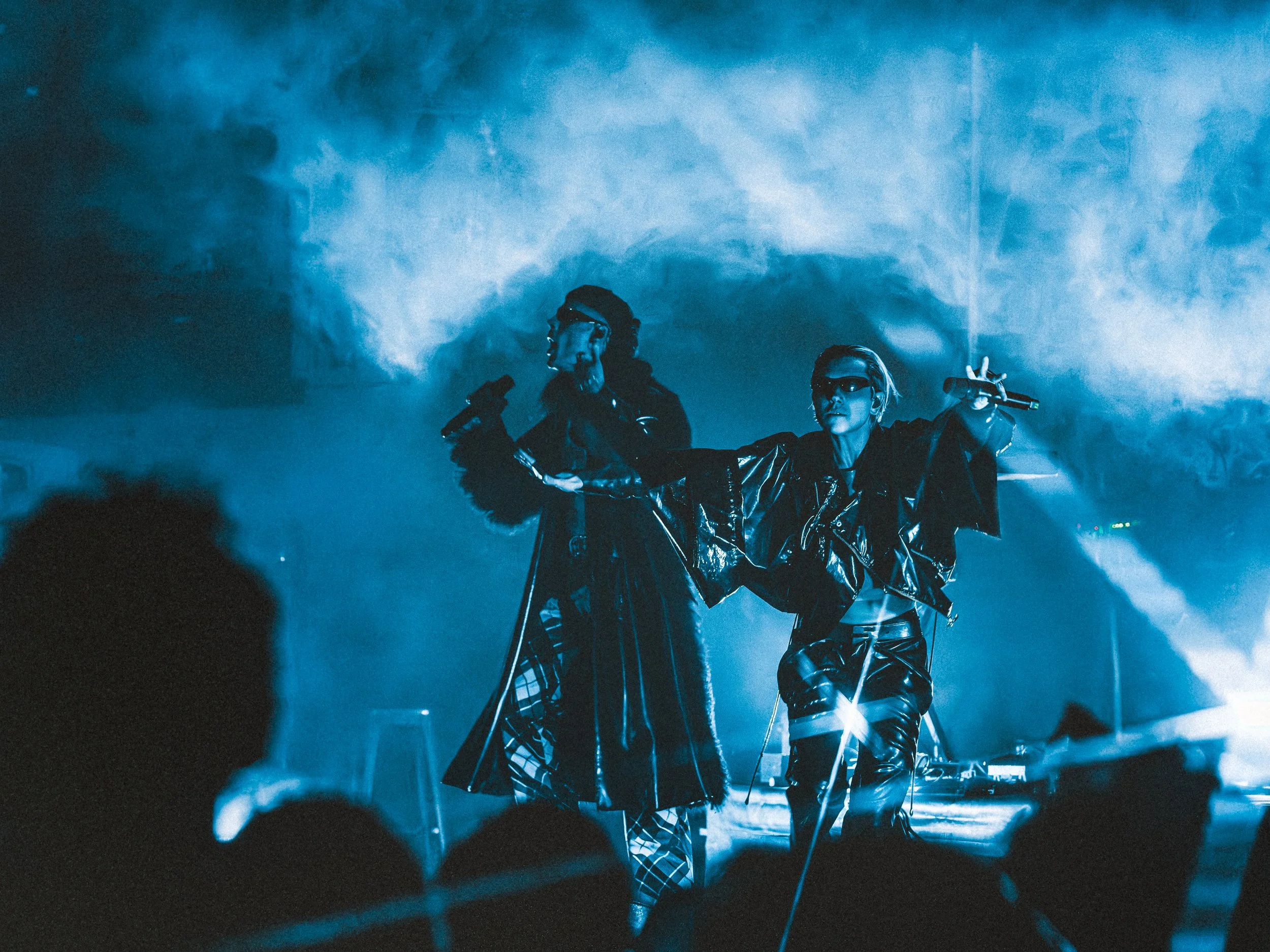 Ca7riel y Paco Amoroso_LDN241208_CO15.jpg