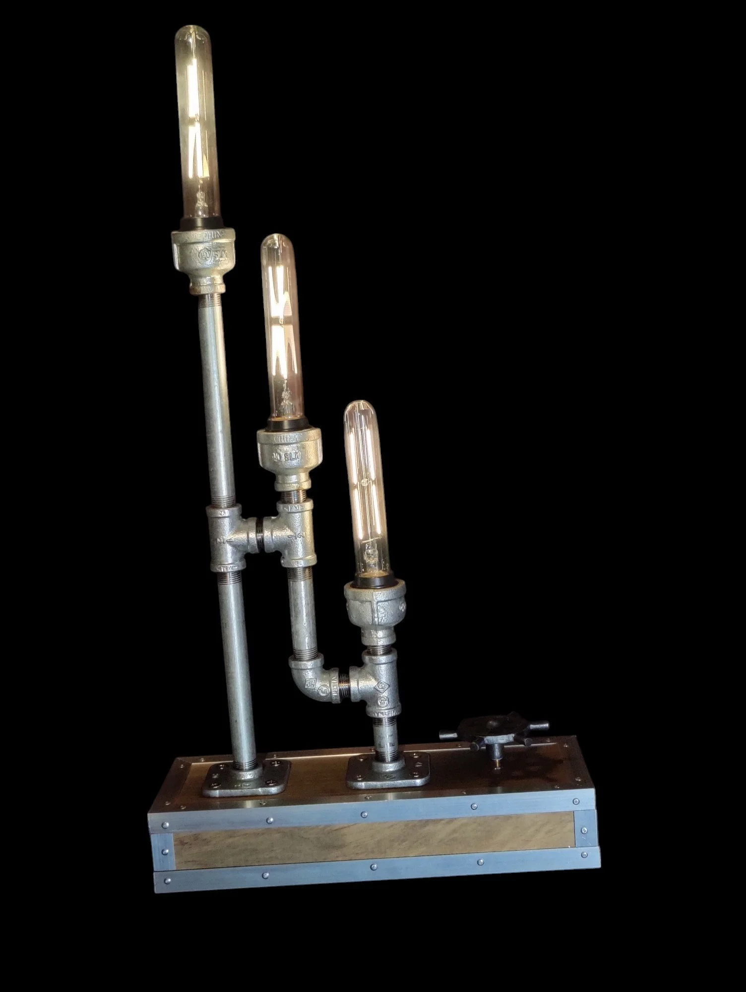 Coastal 3-Tier table lamp