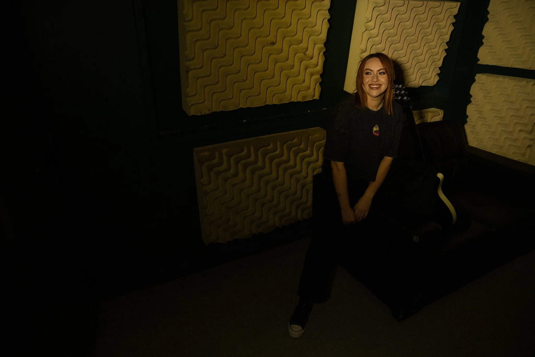 khellsey-anna musician guitar