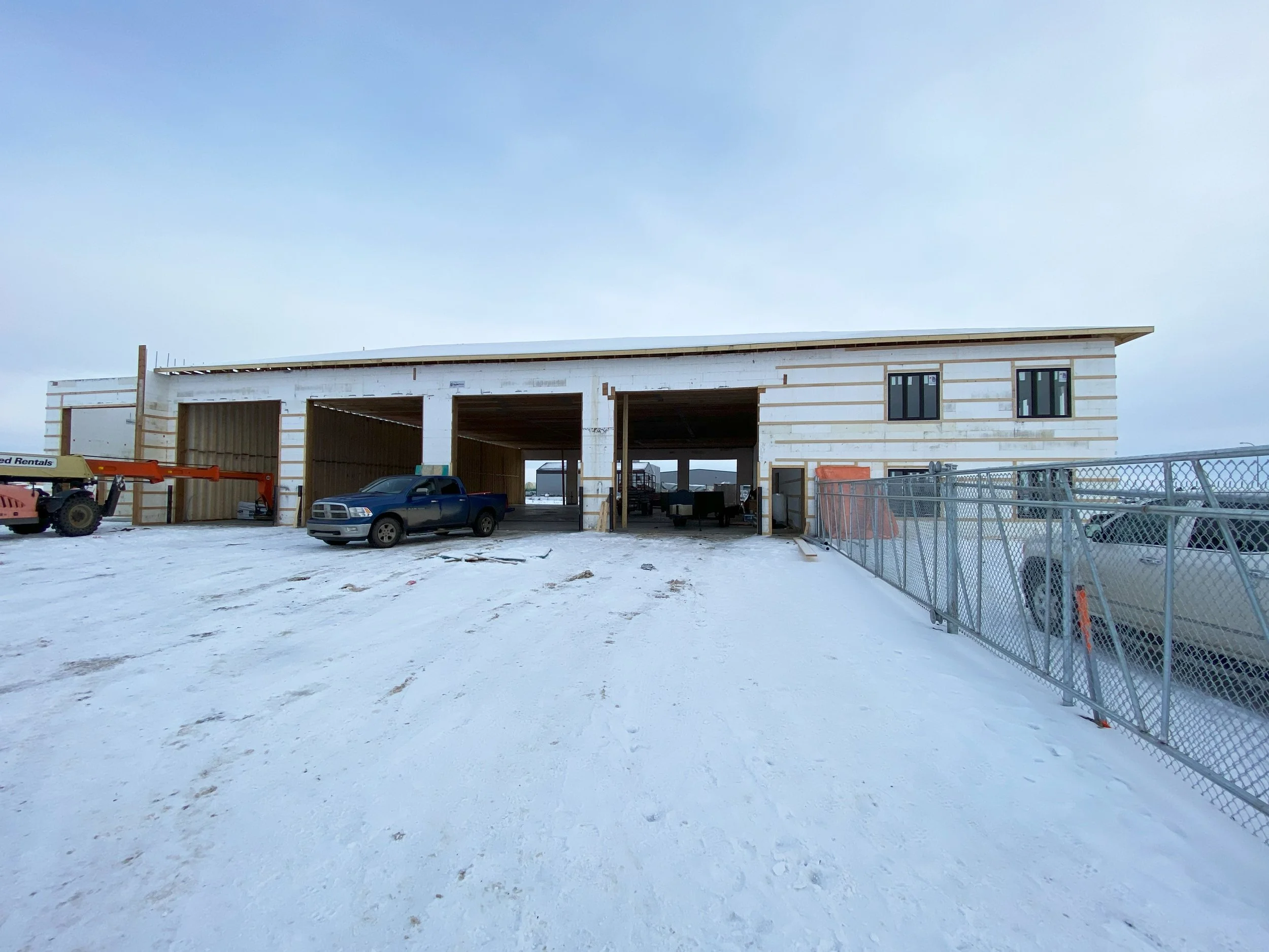 Solutions Service Shop - 2.jpg