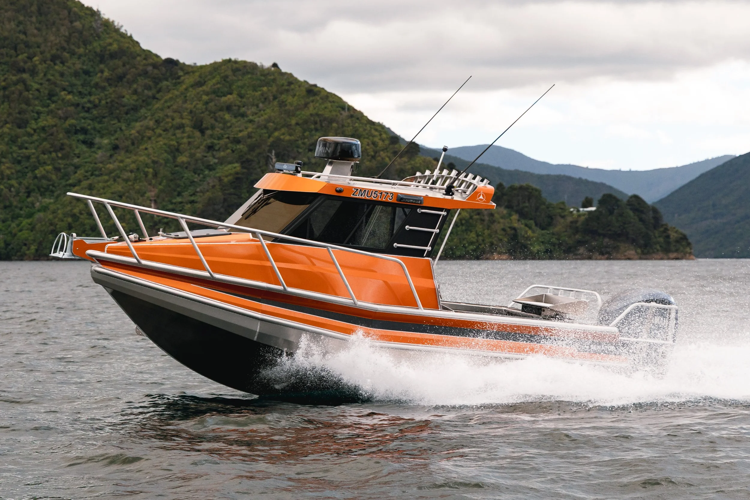 Senator RH650 Cabin Cruiser: The Sweet Spot of Versatility