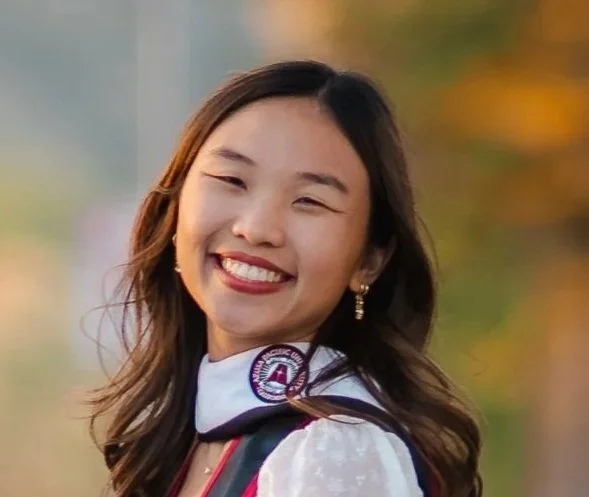 A therapist specialized in ADHD, Autism spectrum, and LGBTQ therapy cases in California and Santa Ana