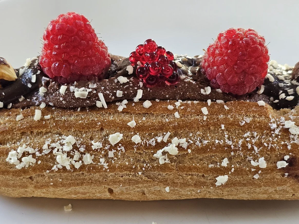 Grenadine eclair.jpg