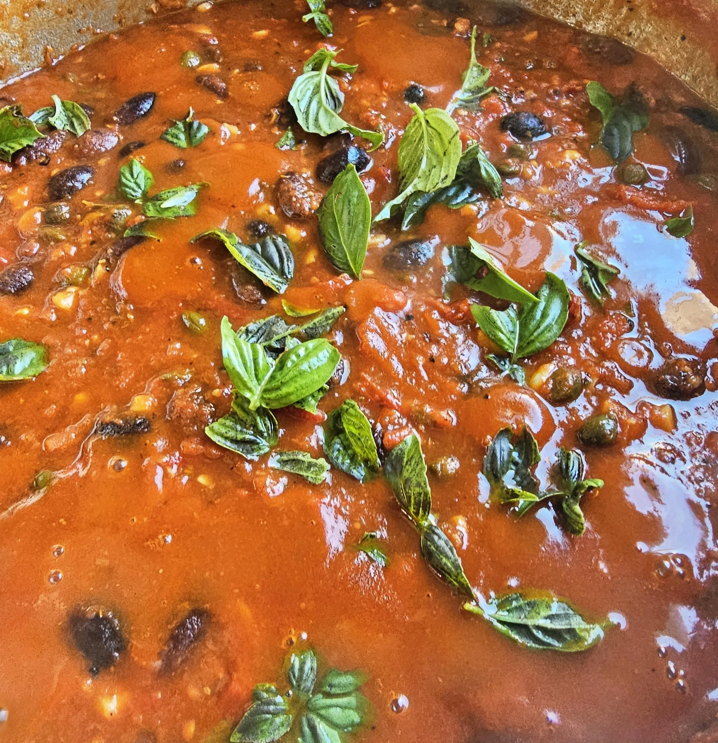 Puttanesca sauce.jpg