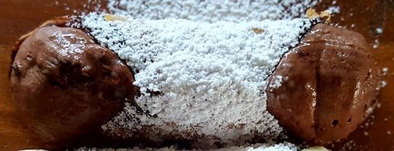 Cannoli dark.jpg