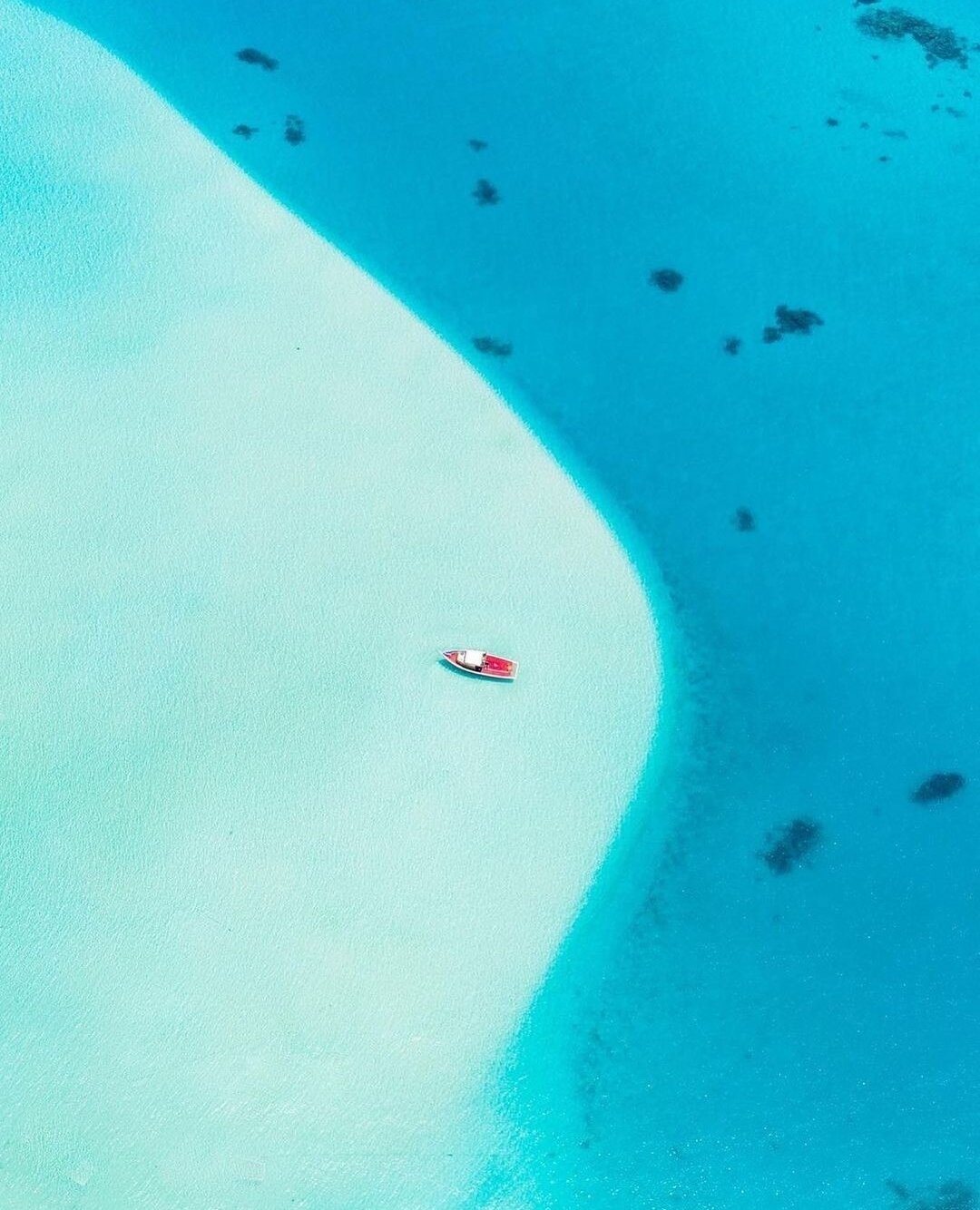 Tones of Maldives 🐠 | by @seefromthesky⁠
&ndash; #staffpick #droneheroes⁠