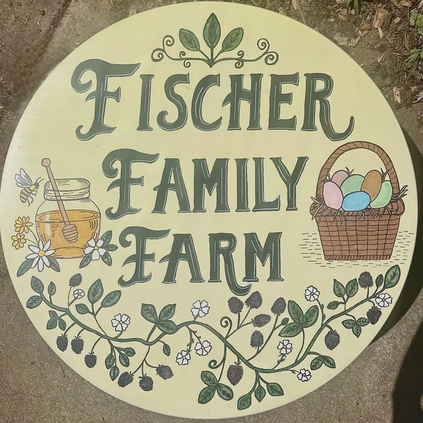 New sign alert! We are super excited to have a new and updated sign, hand painted by grandma Fischer herself ❤️ We wanted a sign that was more meaningful and reflected our heart and values. See you this weekend Friday-Saturday 10am to 2pm #farmstand 