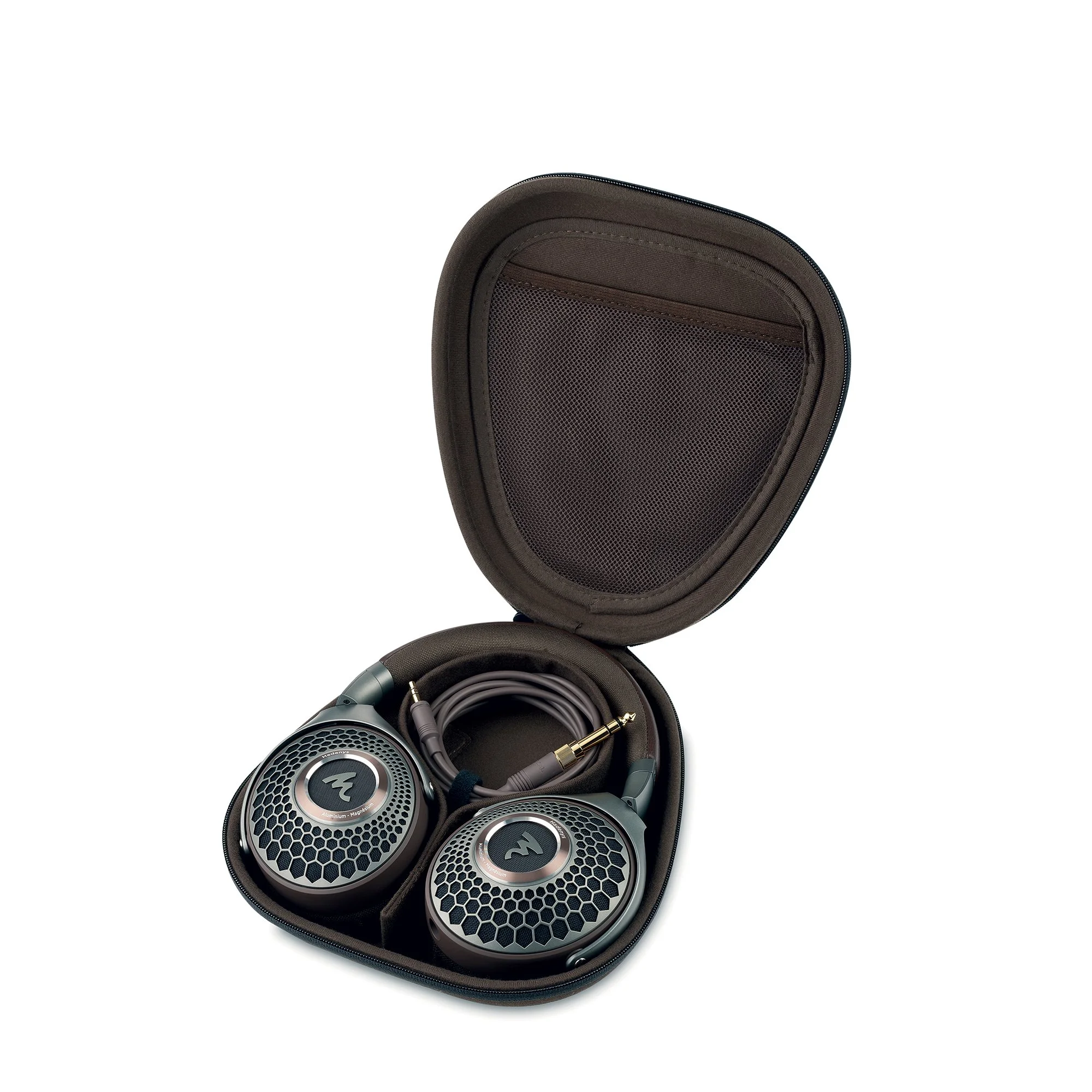 Hadenys_Carying_Case_Ouv.jpg