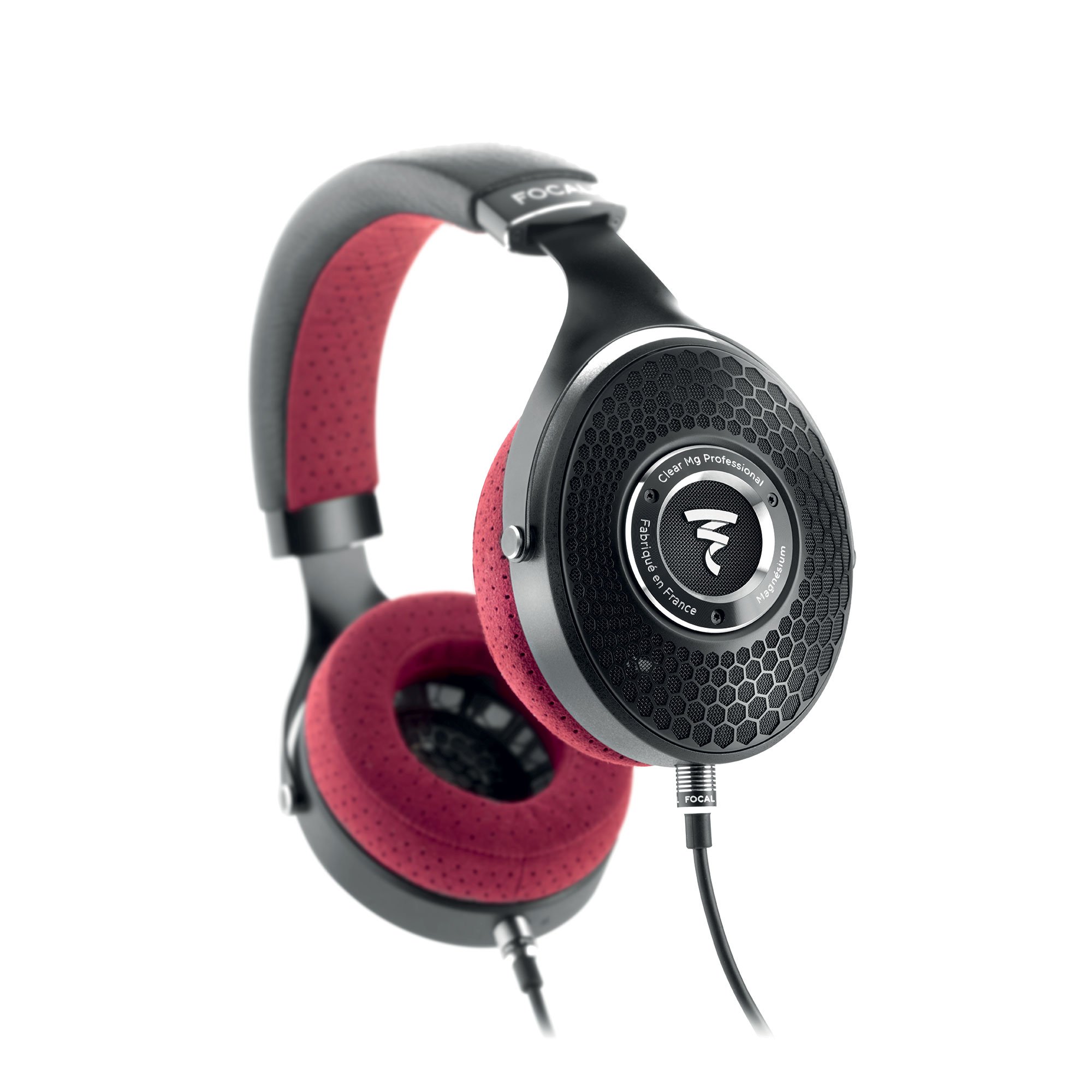ClearMGpro_34_zoom_cable.jpg