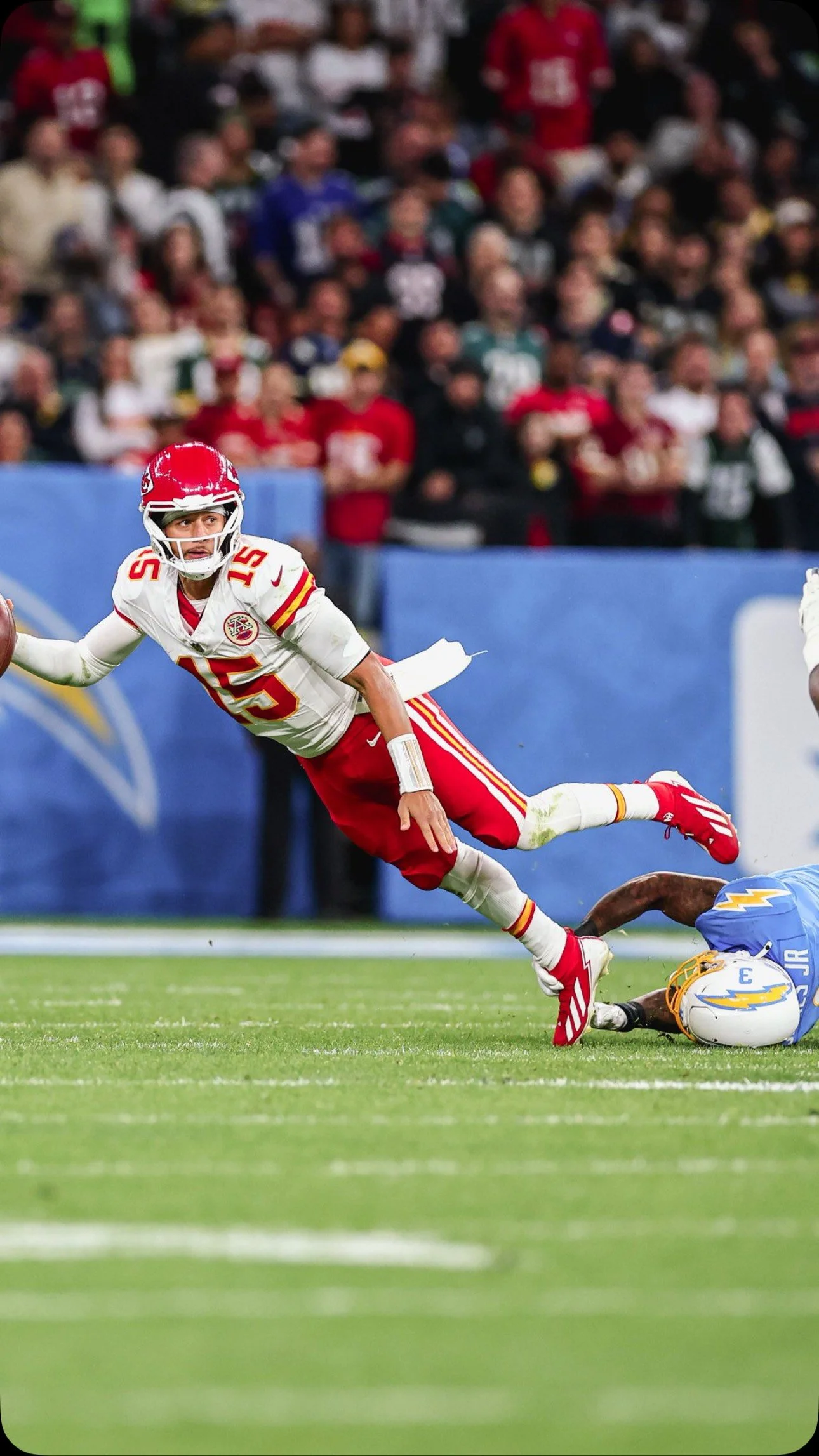 Chargers beat Chiefs 27-21 in Brazil!
#nfl #nflhighlights #nflfootball #fyp #kansascitychiefs #losangeleschargers #chiefskingdom