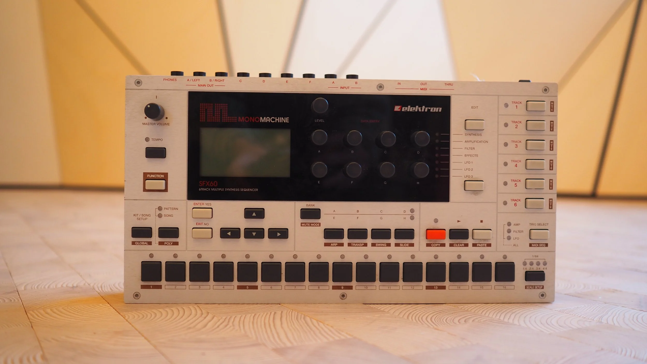 Electron Mono Machine SFX 60