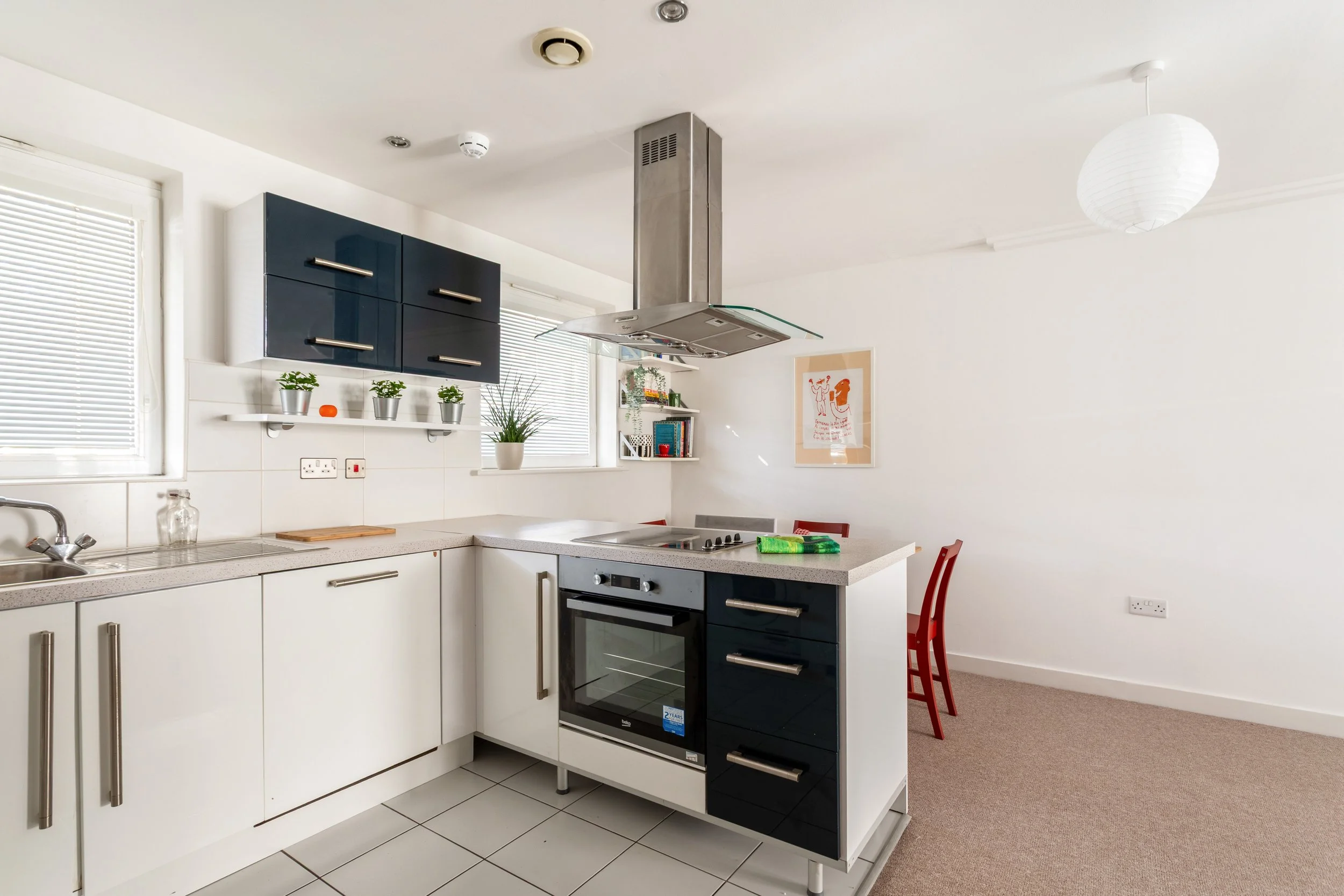 40 Sharpthorne Court-3.jpg