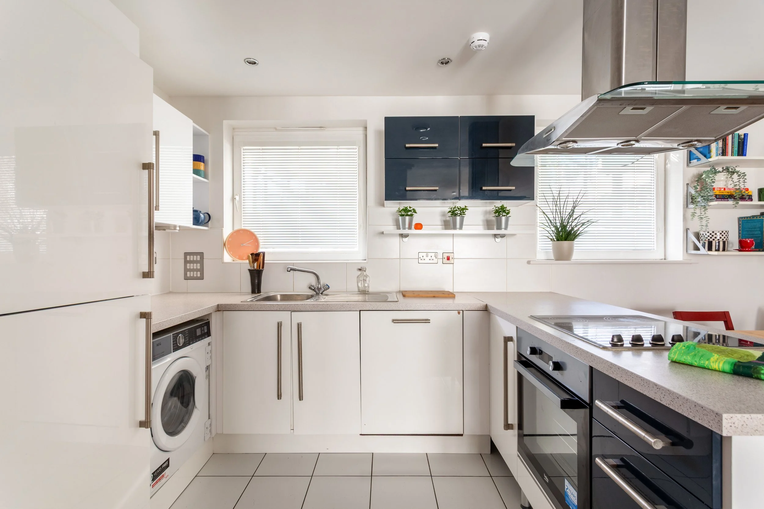 40 Sharpthorne Court-4.jpg