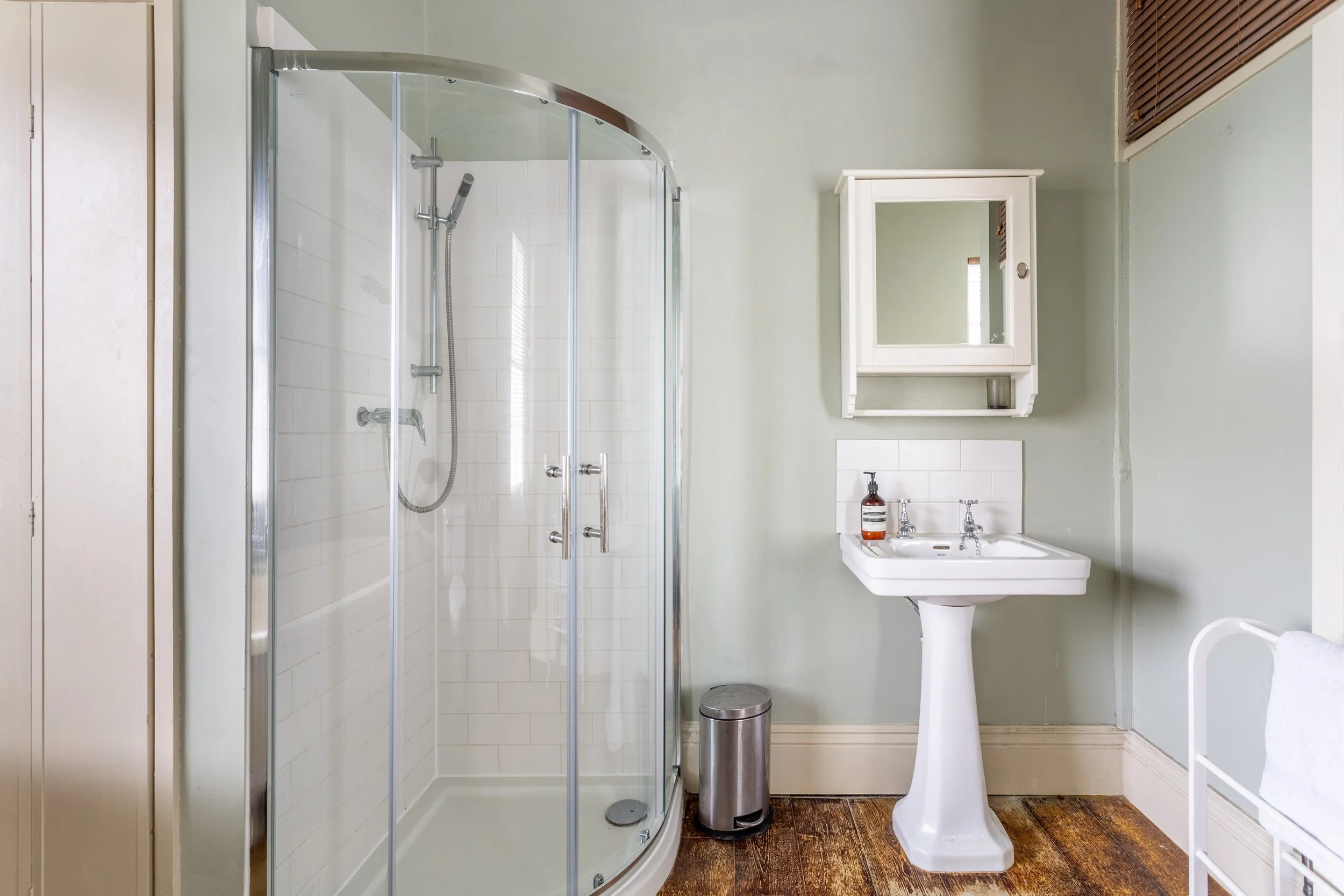 Flat 2, 30 Compton Avenue-2.jpg