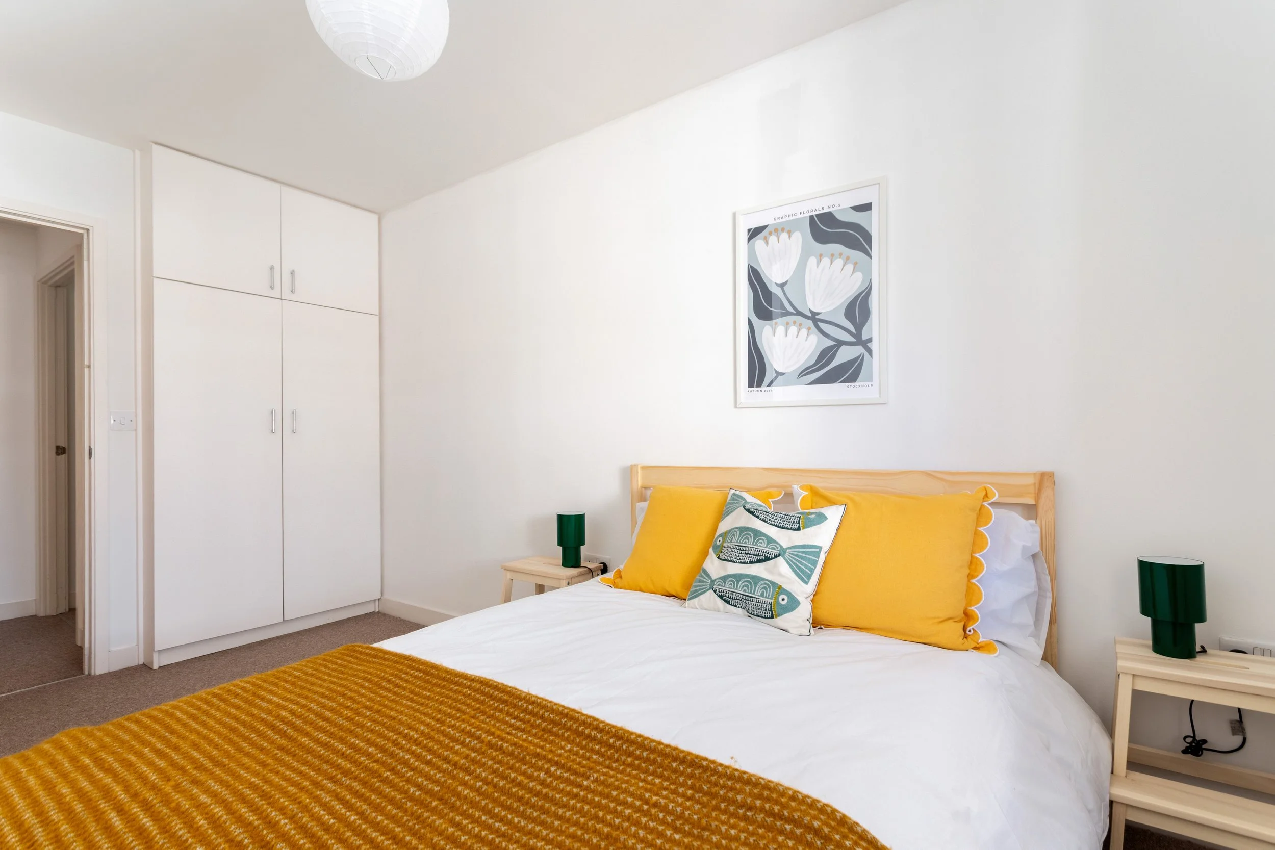 40 Sharpthorne Court-8.jpg