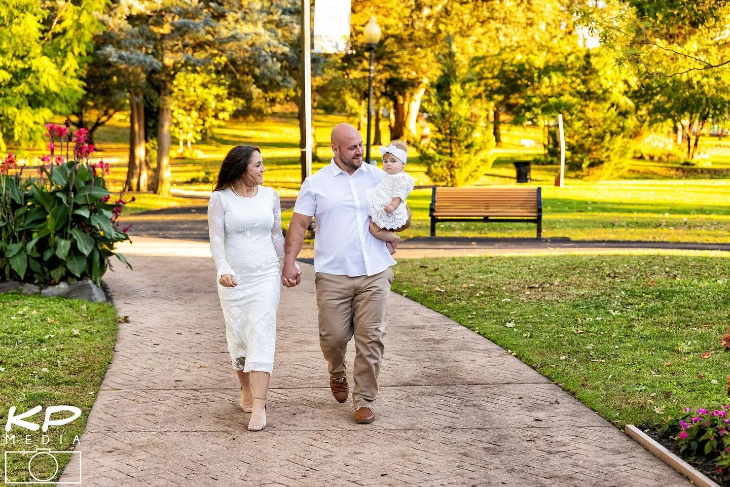 Thank you to Chelsea and Glenn for coming out to the park for an engagement shoot — I can’t wait to do this again for the wedding!
#weddings #brideandgroom #engagementshoot #weddingphotography #weddinginspiration #weddingphotoinspiration