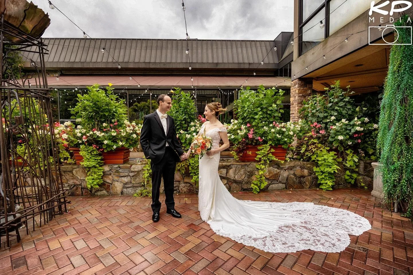 Mazel Tov to Felicia and Justin!
#weddings #brideandgroom #engagementshoot #weddingphotography #weddinginspiration #weddingphotoinspiration #weddingphotographer #weddingplanner #photography #weddingparty #boli #thebridesoflongisland #bridesoflongisl