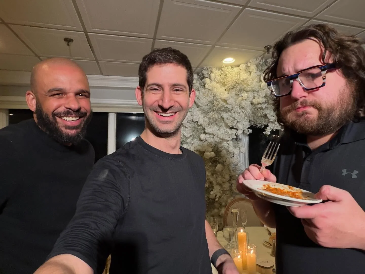 The dream team at work for Ariana and Peter!

Thanks to the amazing Phil from @onphilm for joining us. And of course there&rsquo;s our very own Dave, a man so bold that he wanted his plate of cocktail hour food in the selfie.

Ariana and Peter: I can