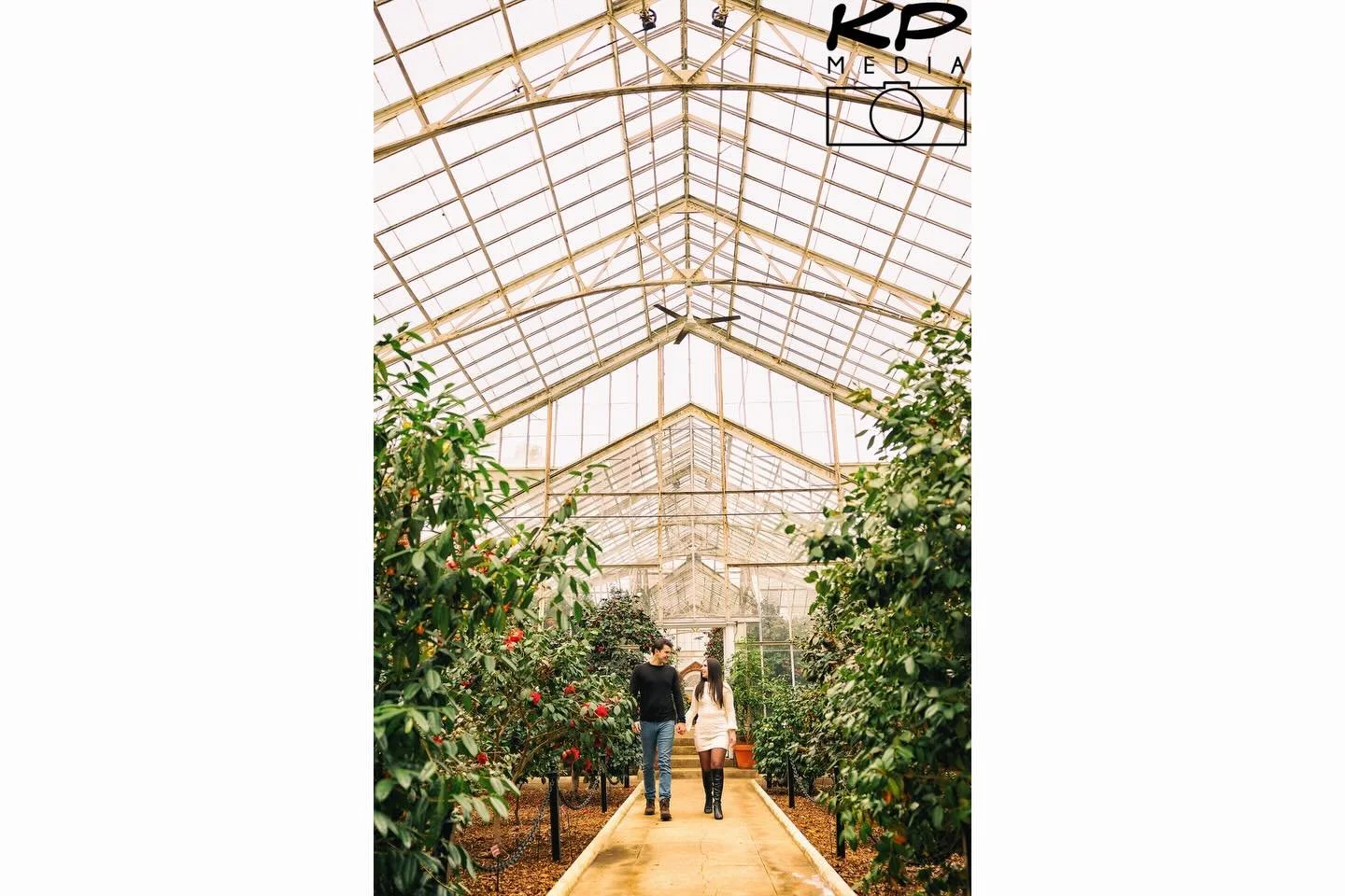 Christine and Joey kept each other warm at their engagement shoot session at Planting Fields!