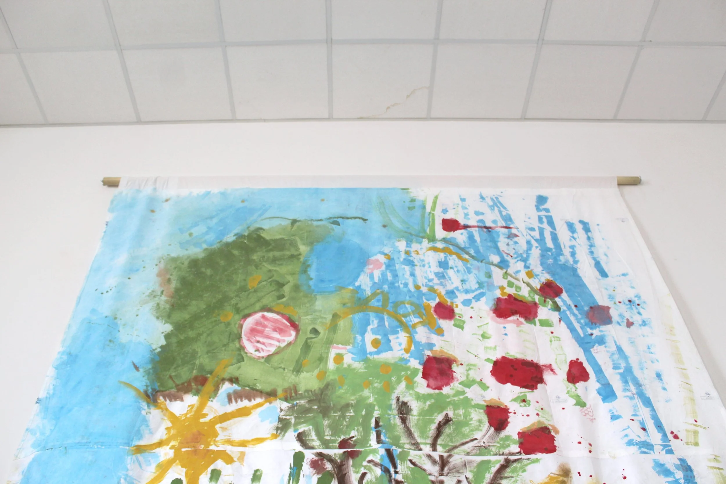 Sheets by Davide Sozio, a collaborative painting made in a psychogeriatric care ward, Vicenza, 2025 - detail.