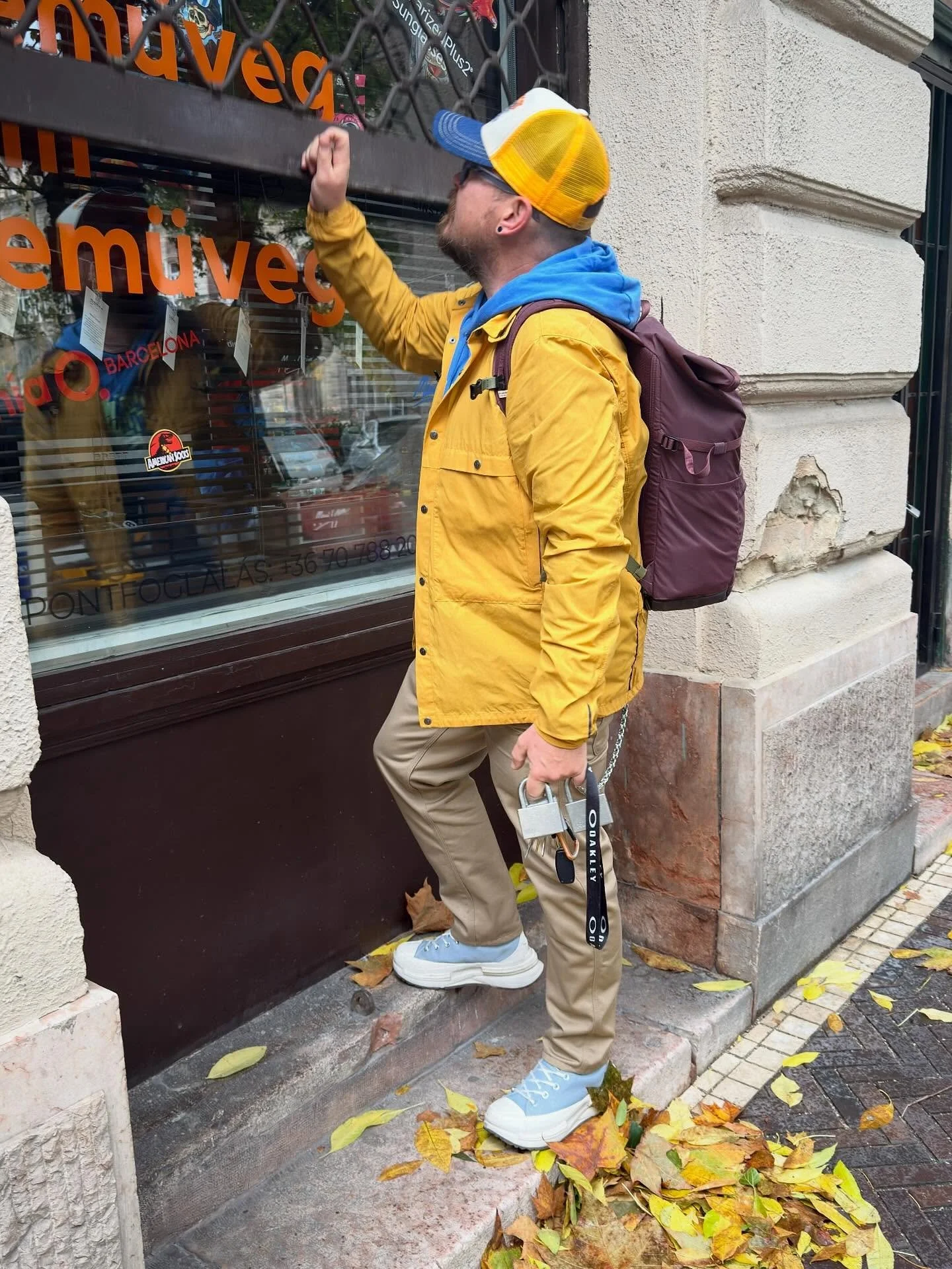 Szerd&aacute;n &uacute;jra nyitunk! 
Tibi megokosodva &uacute;jra a b&aacute;zison, &uacute;j Einstoffen keretek landolnak a k&eacute;szlet&uuml;nk&ouml;n, sőőőt&hellip; tal&aacute;n a v&aacute;rva-v&aacute;rt Morel keretek is meg&eacute;rkeznek a h&