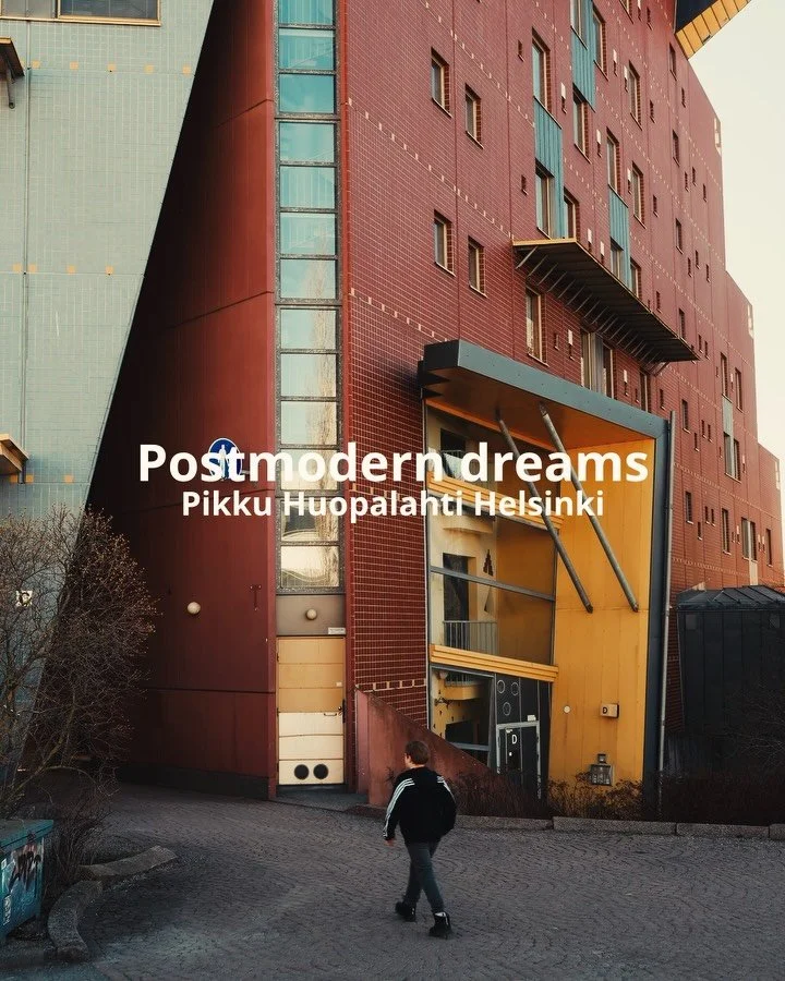 Postmodern dreams from Pikku Huopalahti neighbourhood of Helsinki part 2! 🎨🎯

Planned in the 1980s and built mainly in the 1990s, this colorful area is a kind of counterattack to the gray concrete boxes of the 1970s such as Merihaka and It&auml;-Pa