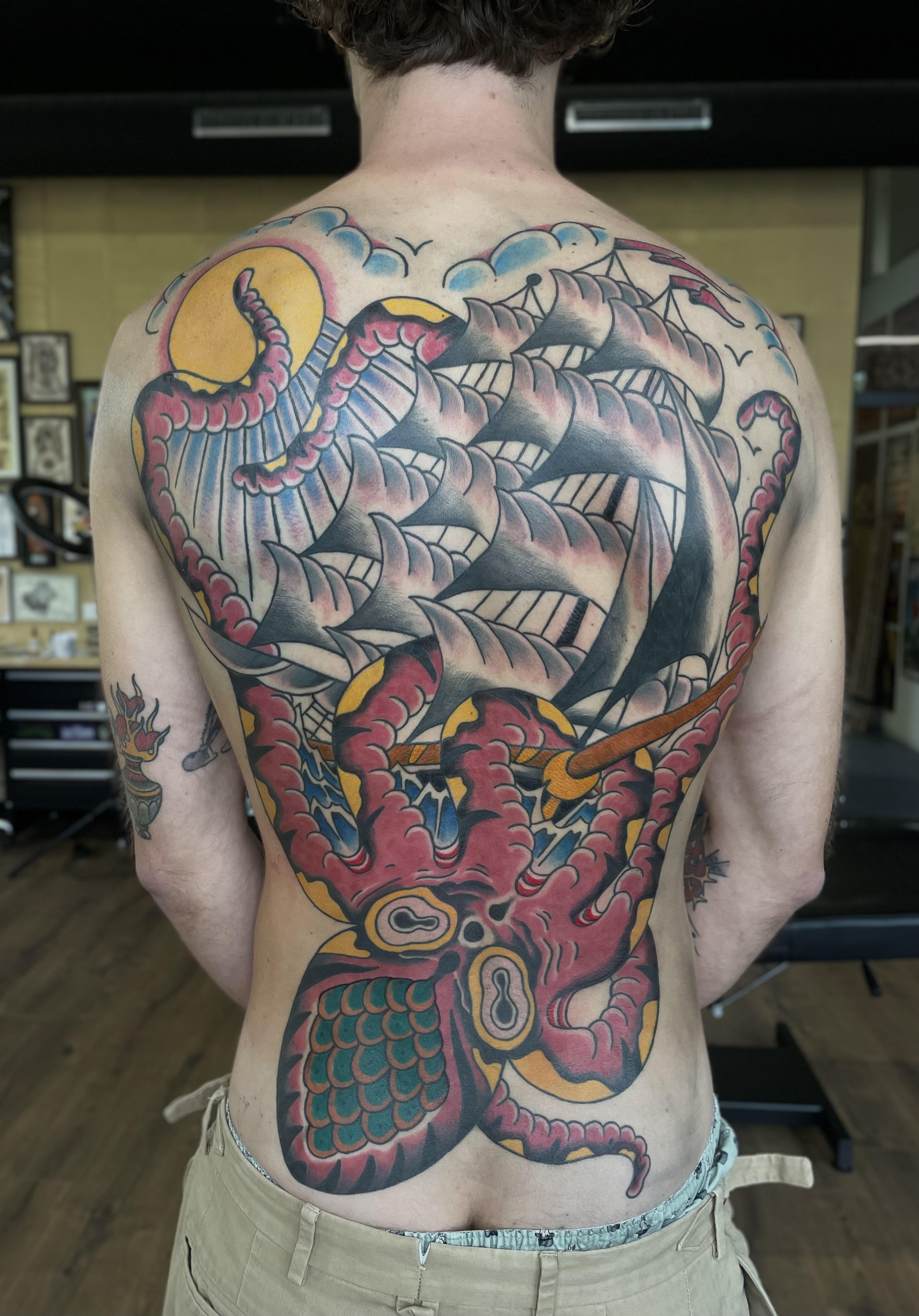 backpiece kraken traditional.jpg