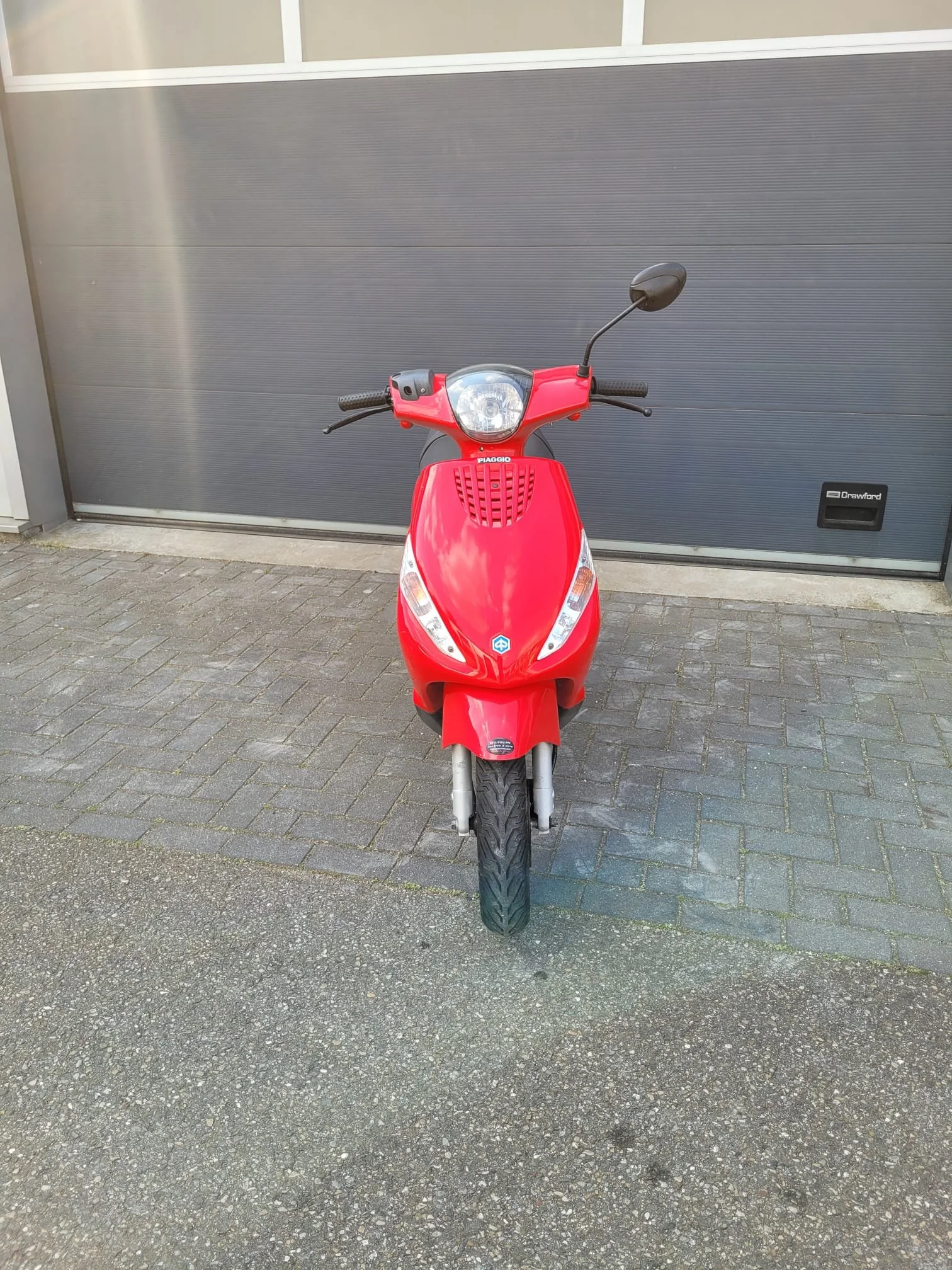piaggio zip