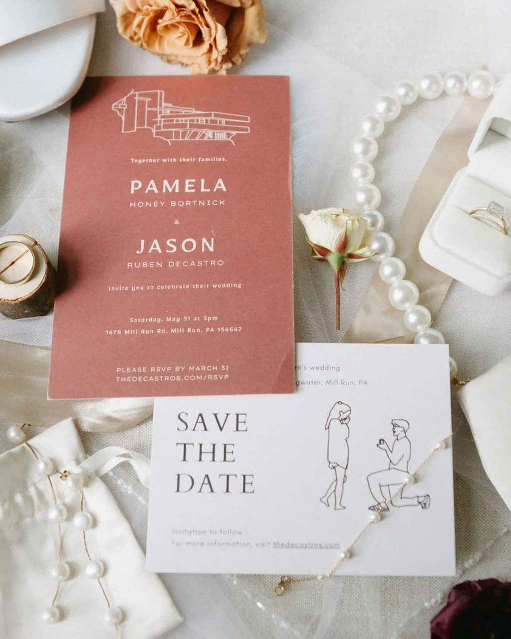 Thinking about holiday cards and sparkly decor has us thinking about dreamy invitation suites and details. Check out some of our favorites - ranging from thoughtful DIY to thoughtfully designed by pros.

Featuring:
@sarahjamesphotography
@samanthatay
