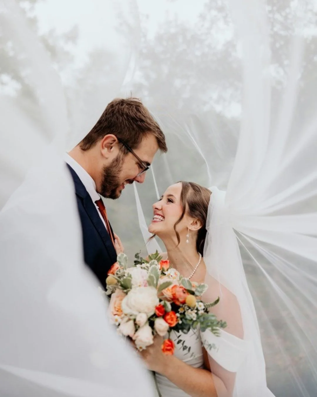 We worked with so many amazing people in 2025. From incredible couples to talented vendors, we had so much fun creating unforgettable celebrations with you this year!

Lots of love, Day One Wedding Co. See ya next year!

Featuring:
@luxereduxbridal
@