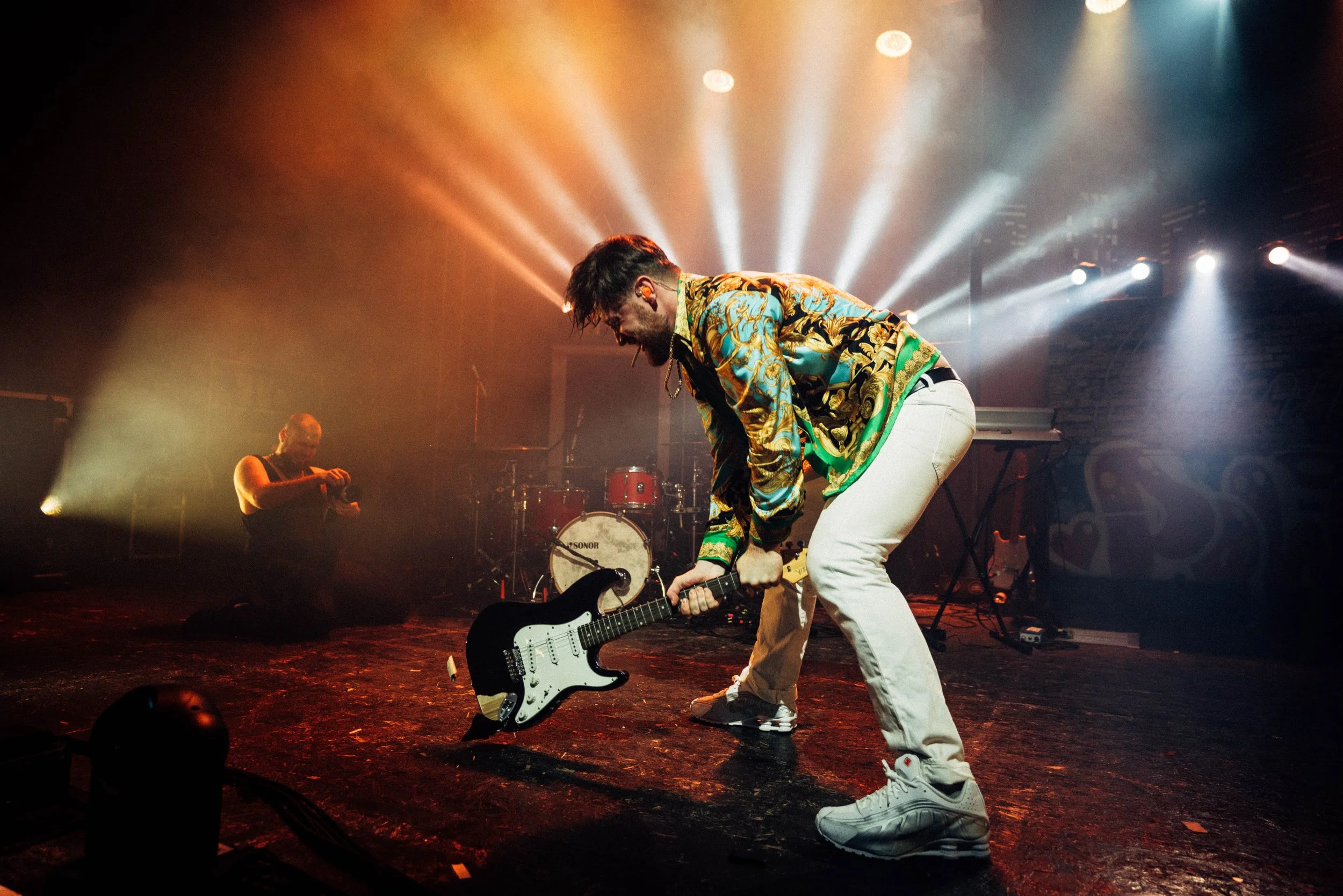 TWO SIDES x SONY MUSIC