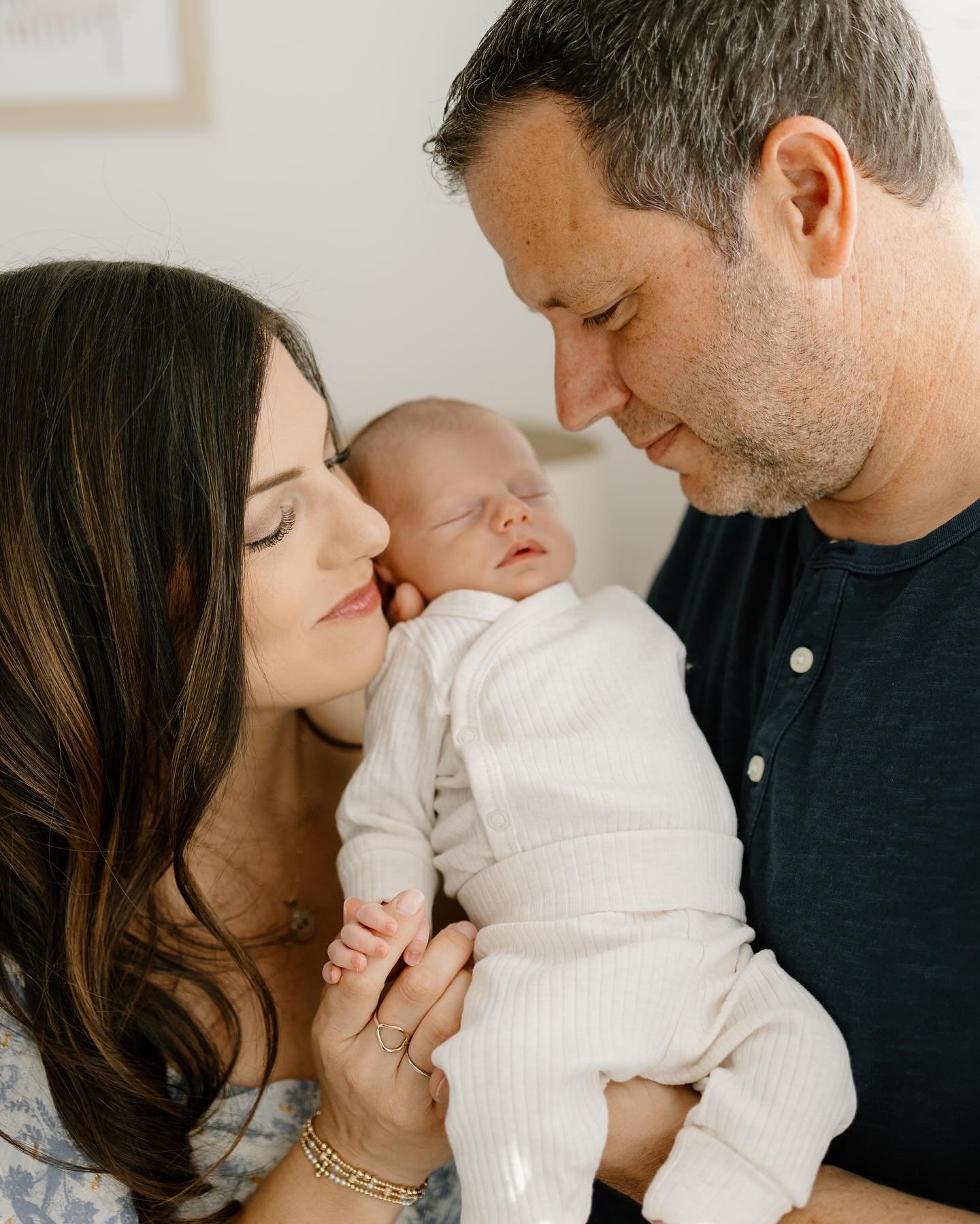 a sweet newborn session for the feed - ♡