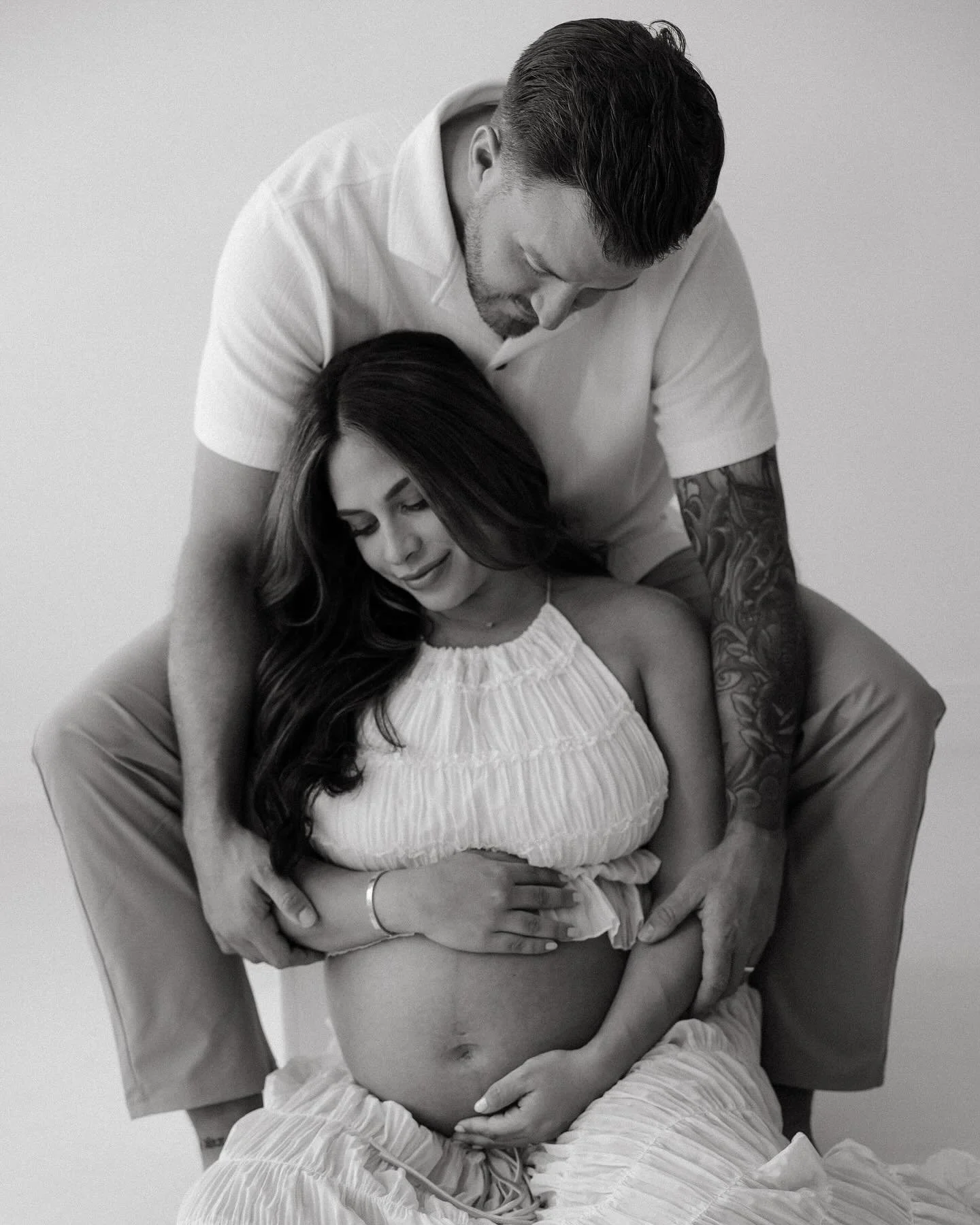 Studio sessions have been where it&rsquo;s at this summer &mdash; and this beautiful couple proves it! The fits, the color harmony&hellip; everything just clicks 🤍✨