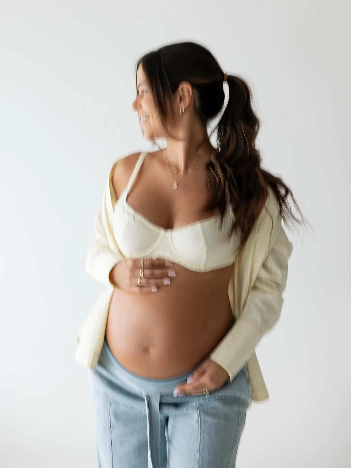 hello October &mdash; featuring the stunning Bruna in this adorable fit 💛