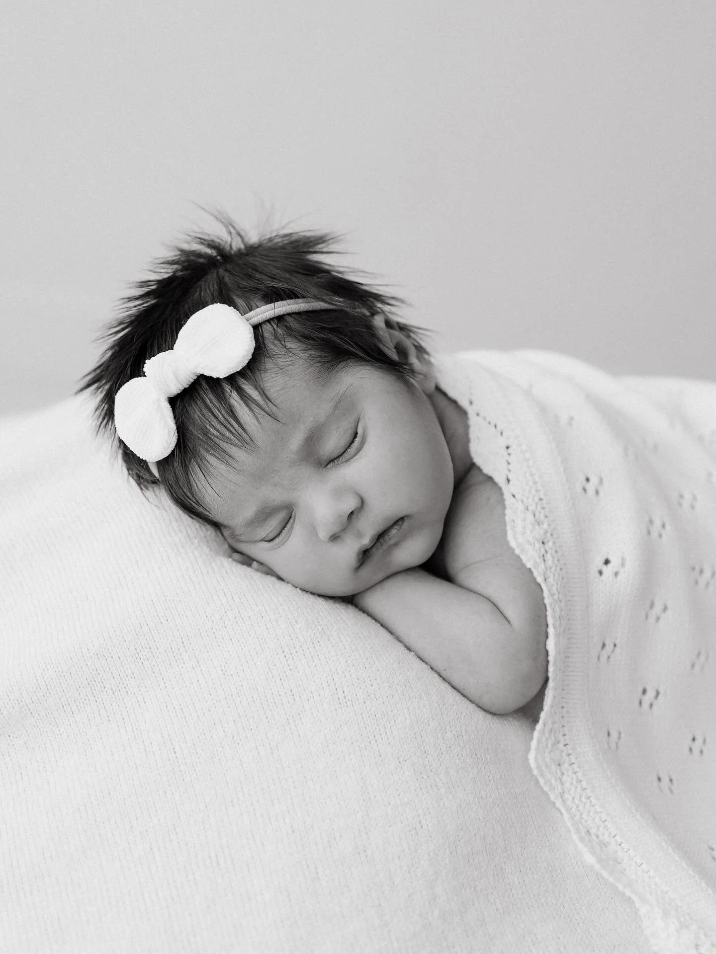 ⠀
♡ Sweet baby Gia at the studio
⠀
now booking newborn session for 2026! If you&rsquo;re expecting, it&rsquo;s never too early to get your session on the calendar! ⠀
⠀
Ask about our Belly + Baby Bundle for exclusive savings when you book both your ma
