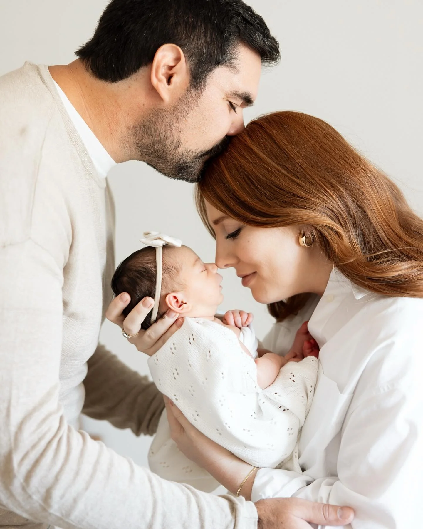 ✨ 2026 CALENDAR IS OFFICIALLY OPEN ✨
If you&rsquo;re expecting in 2026, now is the perfect time to reach out &mdash; let&rsquo;s get you in the books and secure your spot for maternity + newborn sessions. 🤍

I can&rsquo;t wait to create timeless mem