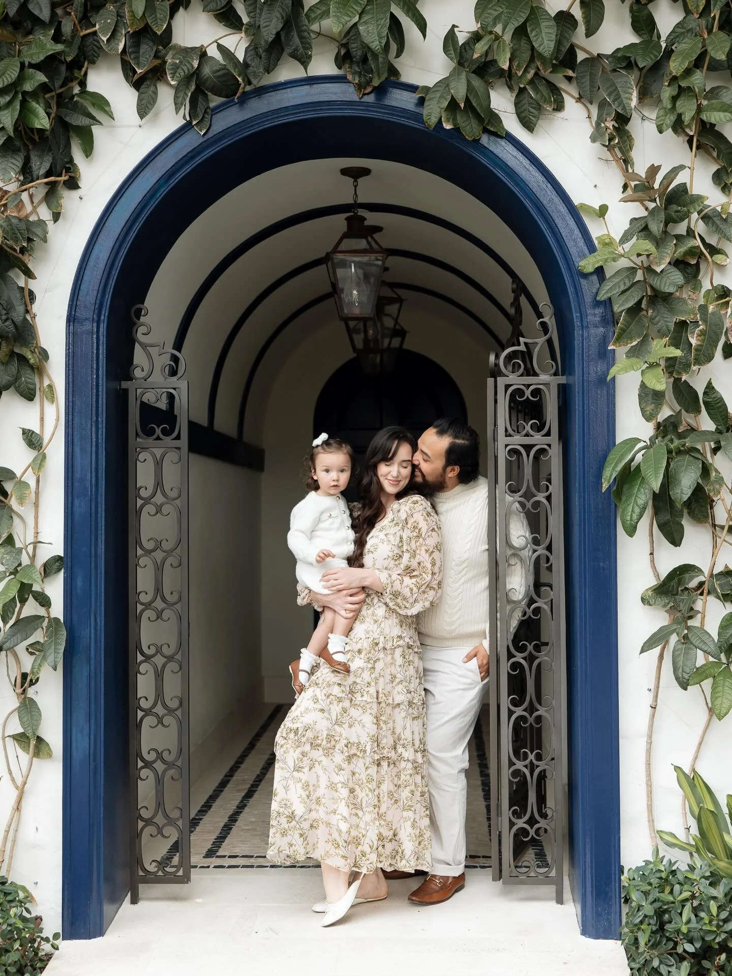 Photographing the cutest little family 🤍⠀
⠀
It was extra special getting to work alongside fellow creatives who truly value documenting these moments. Even more special was capturing their sweet Ella girl&mdash;all the love, connection, and tiny in-