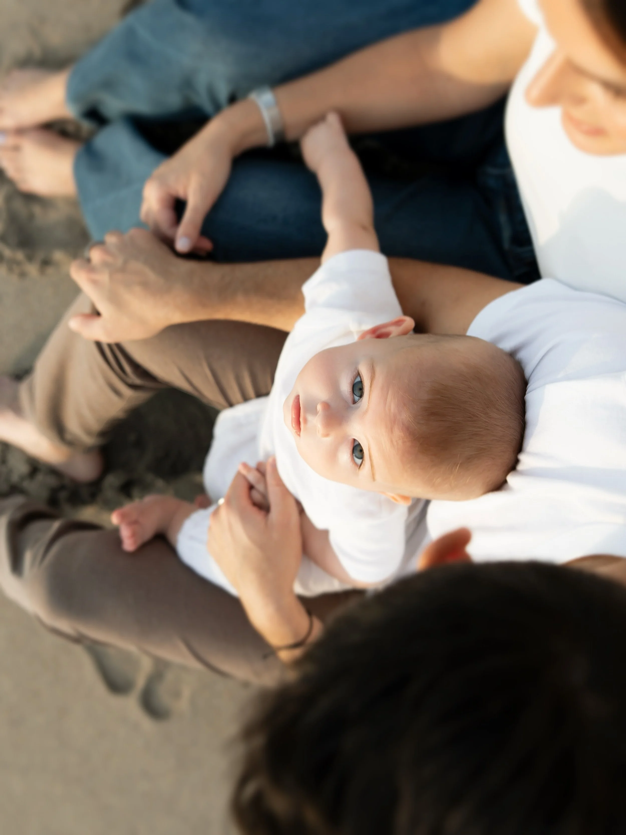 The type of session that has me going, &ldquo;Okay wait&hellip; I want one!&rdquo; 🥹🤍 The perfect little family of three&mdash;and sweetest baby boy!