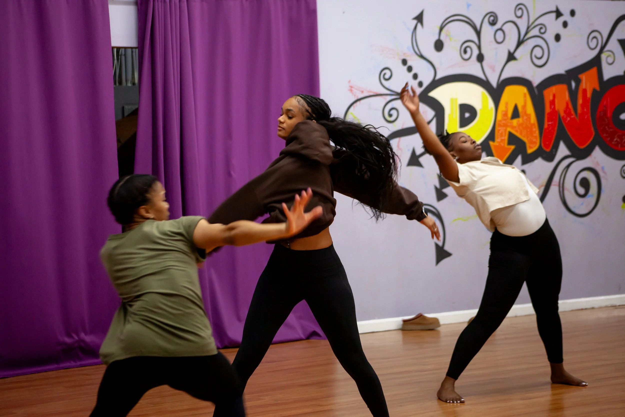 "A Mother's Loss", choreographed by Grace Pugh, photo by Basil Chawcat, PBDF 2025
