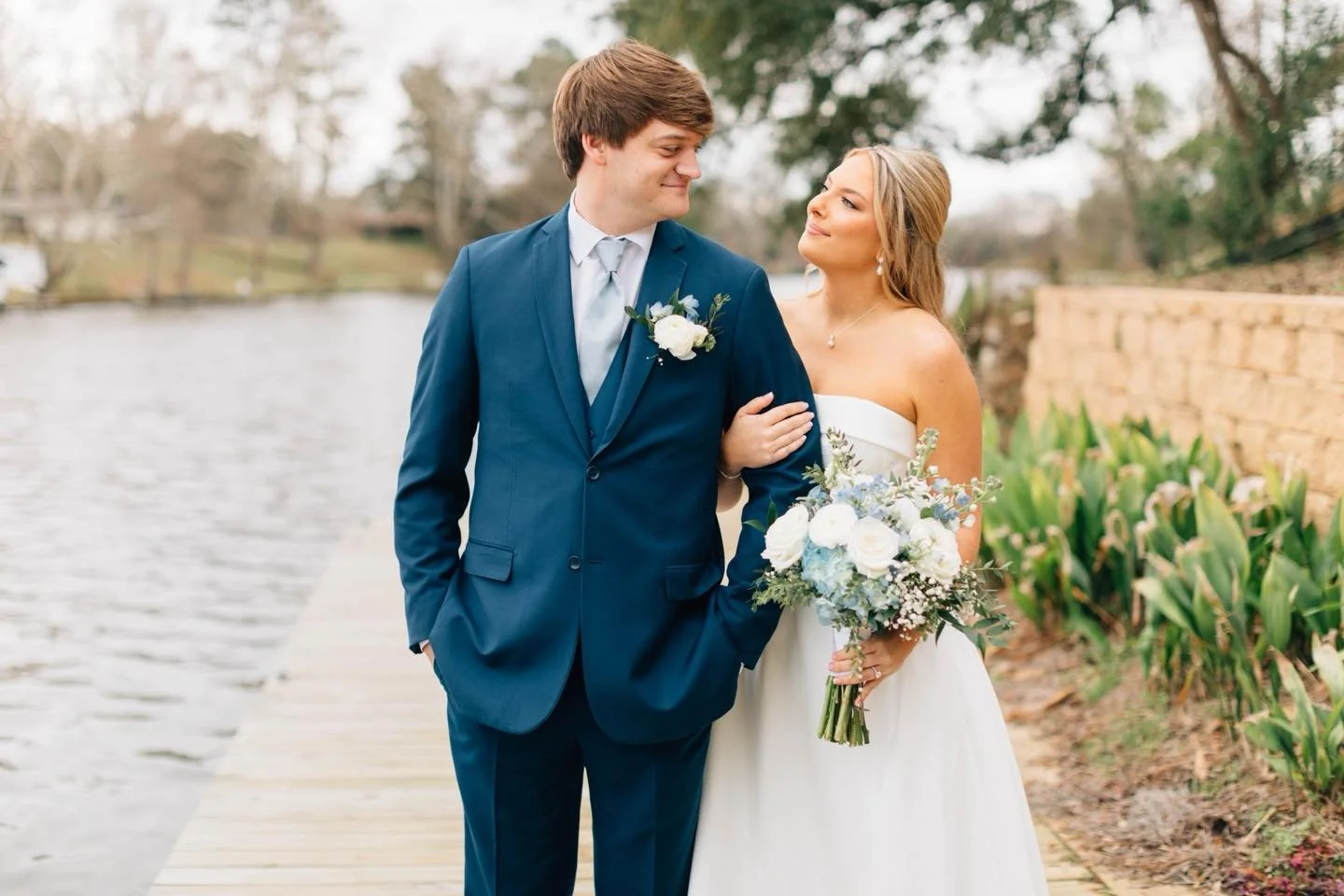 Your day, your view, your forever.🤍💍

Your wedding day should feel effortless, beautiful, and completely yours &mdash; and it all starts with the right setting.

Our 2026 calendar is almost full, but we do have a few remaining dates available for b